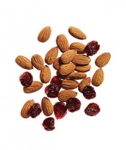 snack-almonds_300